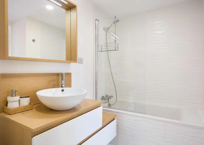 Colonial - Al Lado De La Playa (adults Only) 公寓 锡切斯